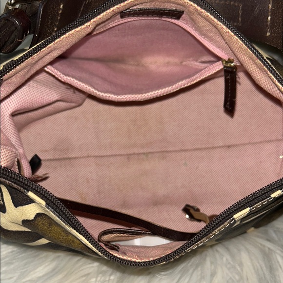 Dooney & Bourke Brown and Tan Giraffe Print Hobo Bag  With Matching Wallet - Picture 9 of 16